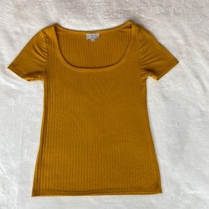 Loft Outlet Womens Mustard Short Sleeve Shirt Size Small Petite